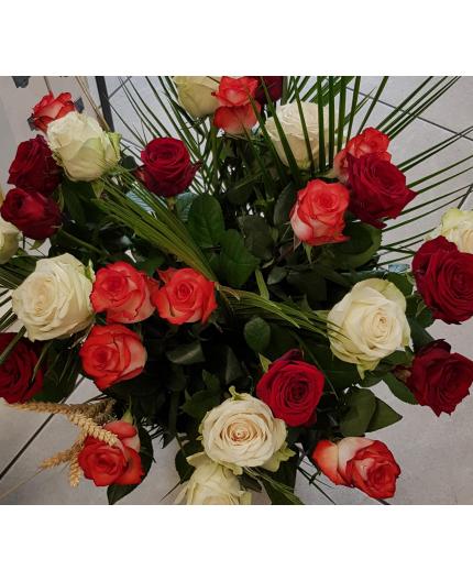 bouquet  de Roses couleurs variées