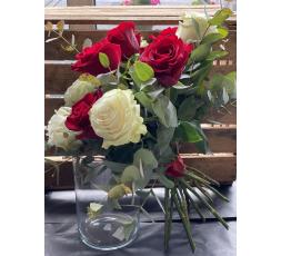 Roses rouges et blanches