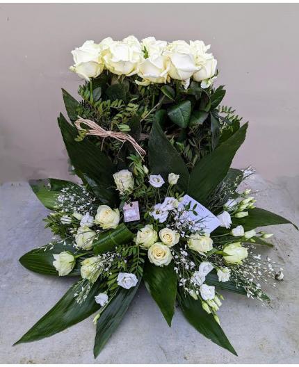 fagot de roses blanches
