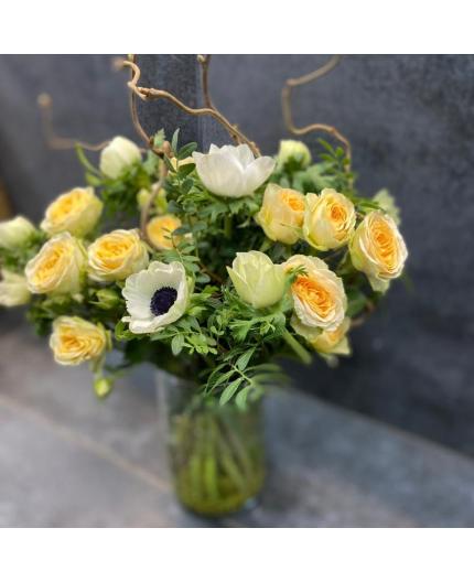 Bouquet Anémone avec vase