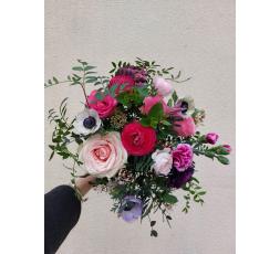 Bouquet de fleuriste rond vives
