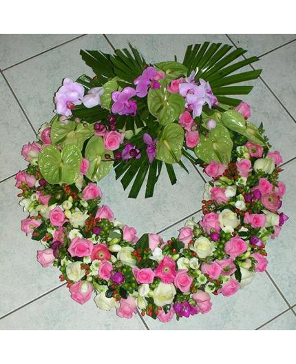 Couronne de deuil à fronton