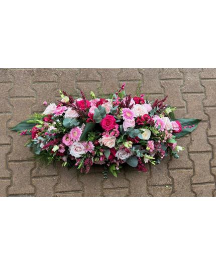Composition de deuil rose