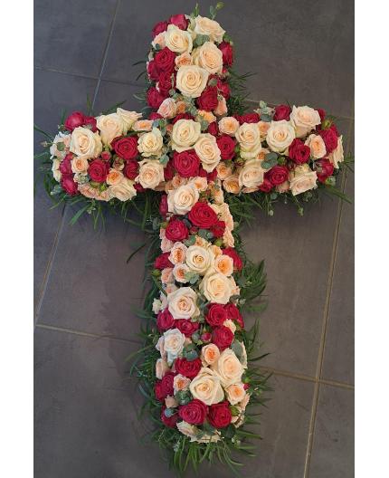 Croix de fleurs deuil