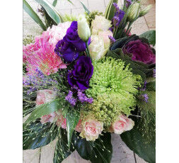 BOUQUET ROND ROSE VERT ET VIOLET