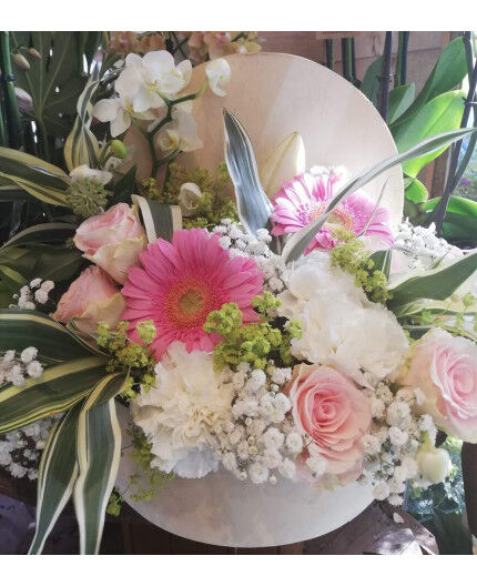 COMPOSITION FLEURS COUPEES PASTELS