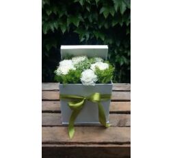 Boite florale blanche 