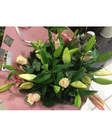 Bouquet de lys & roses - Paola