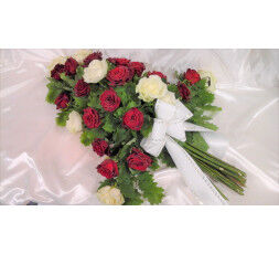 GERBE PIQUEE DE ROSES