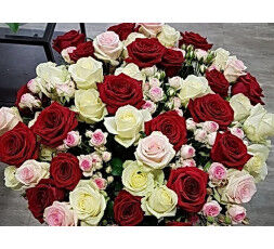 BOUQUET DE ROSES VARIEES