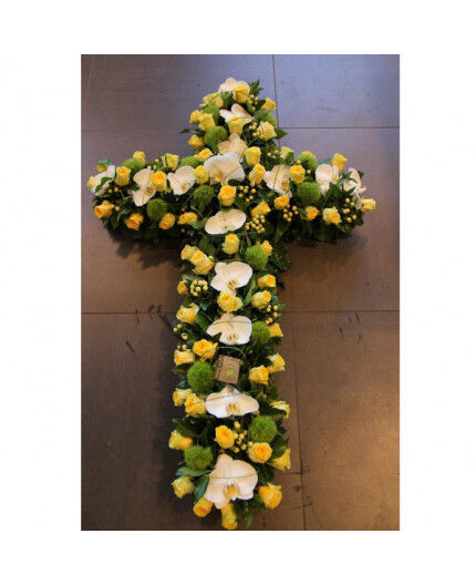 Croix de fleurs rose et blanc 