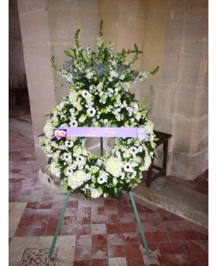 Couronne à fronton blanche