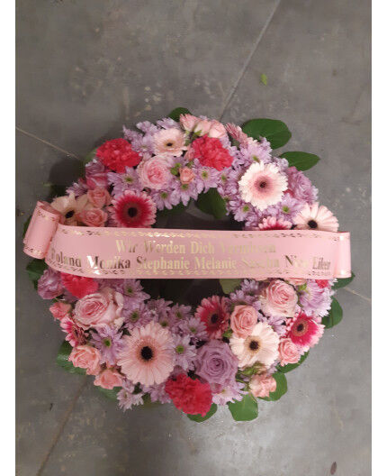 couronne diamètre 50cm au couleurs de votre choix (differentes photos)