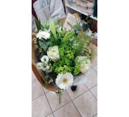 Bouquet de saison blanc et vert