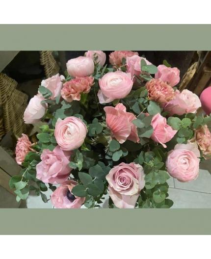 Tendresse - bouquet de fleurs dans les tons roses