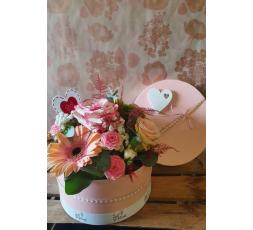 Grande boîte d'amour rose